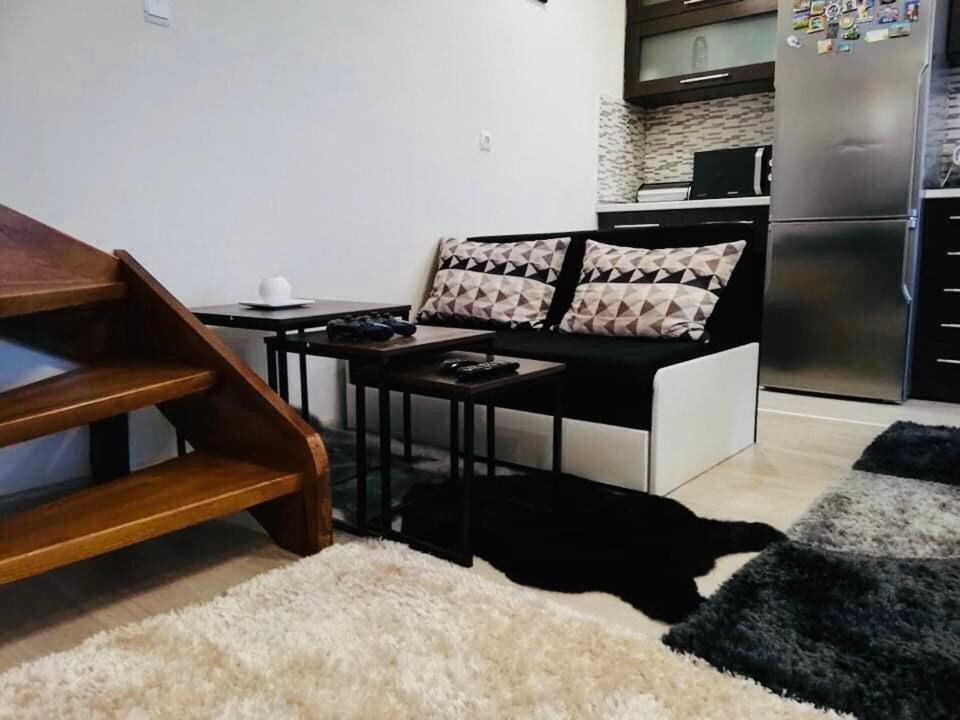 ספרבה בניה Guest House Grahlyov מראה חיצוני תמונה
