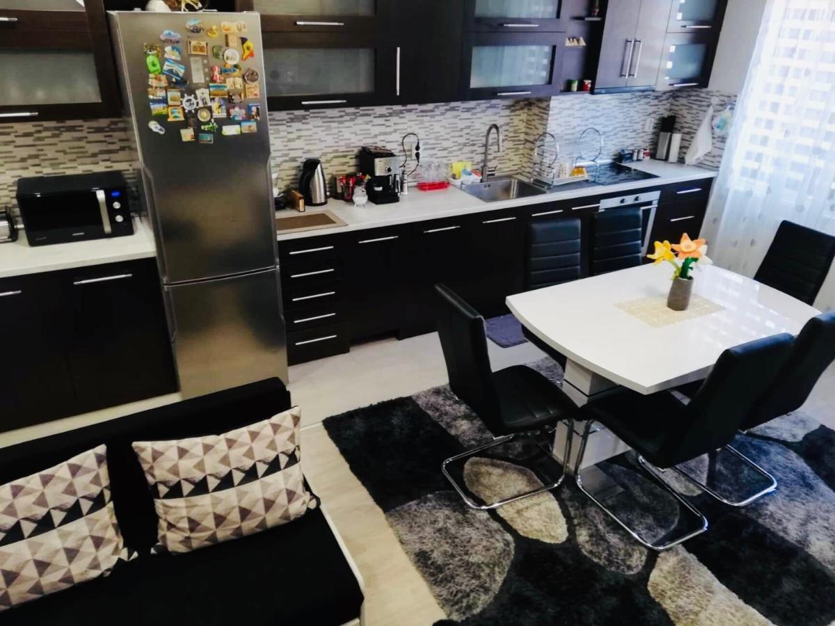 ספרבה בניה Guest House Grahlyov מראה חיצוני תמונה